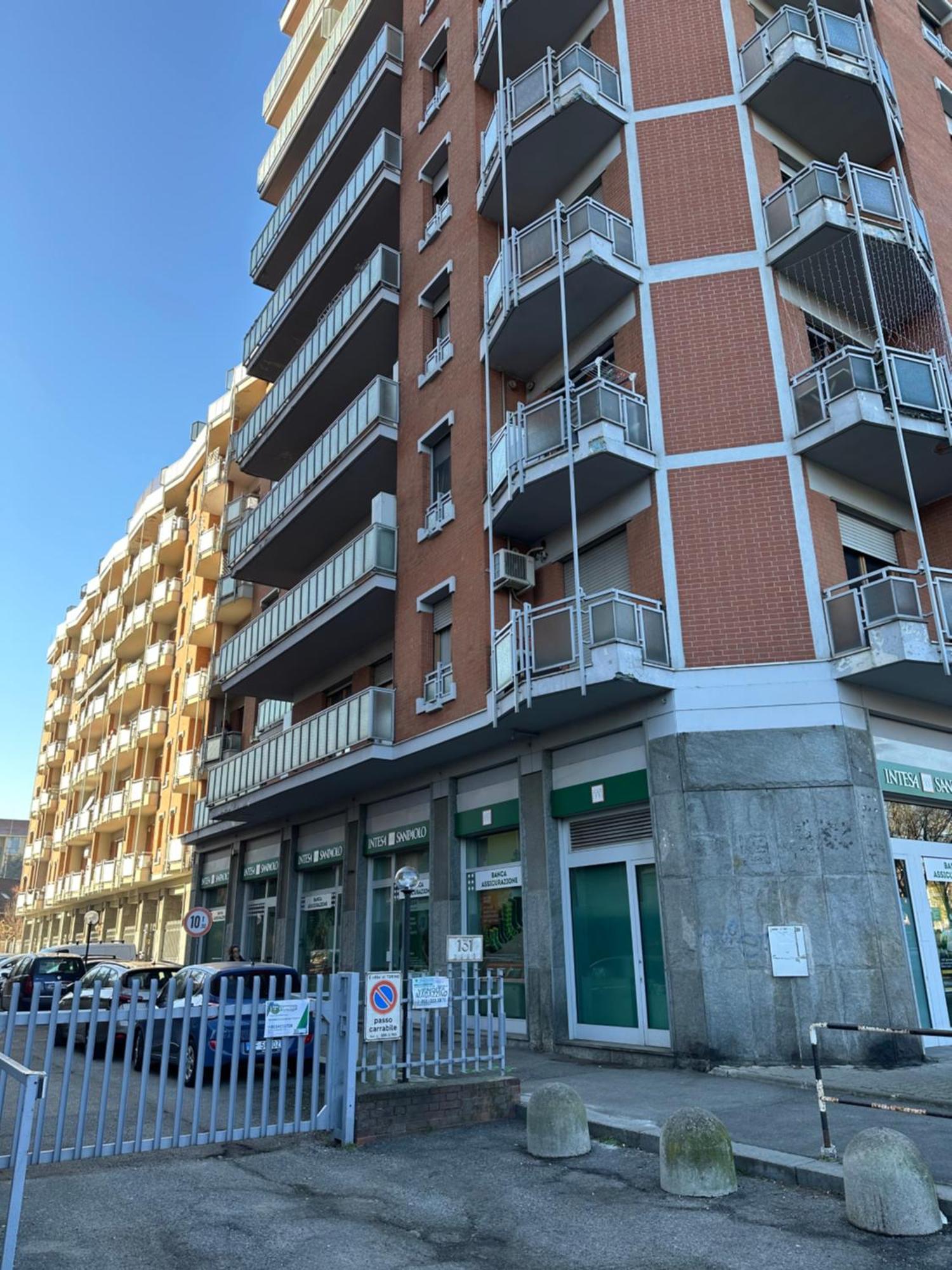 Tommy's Apartment *